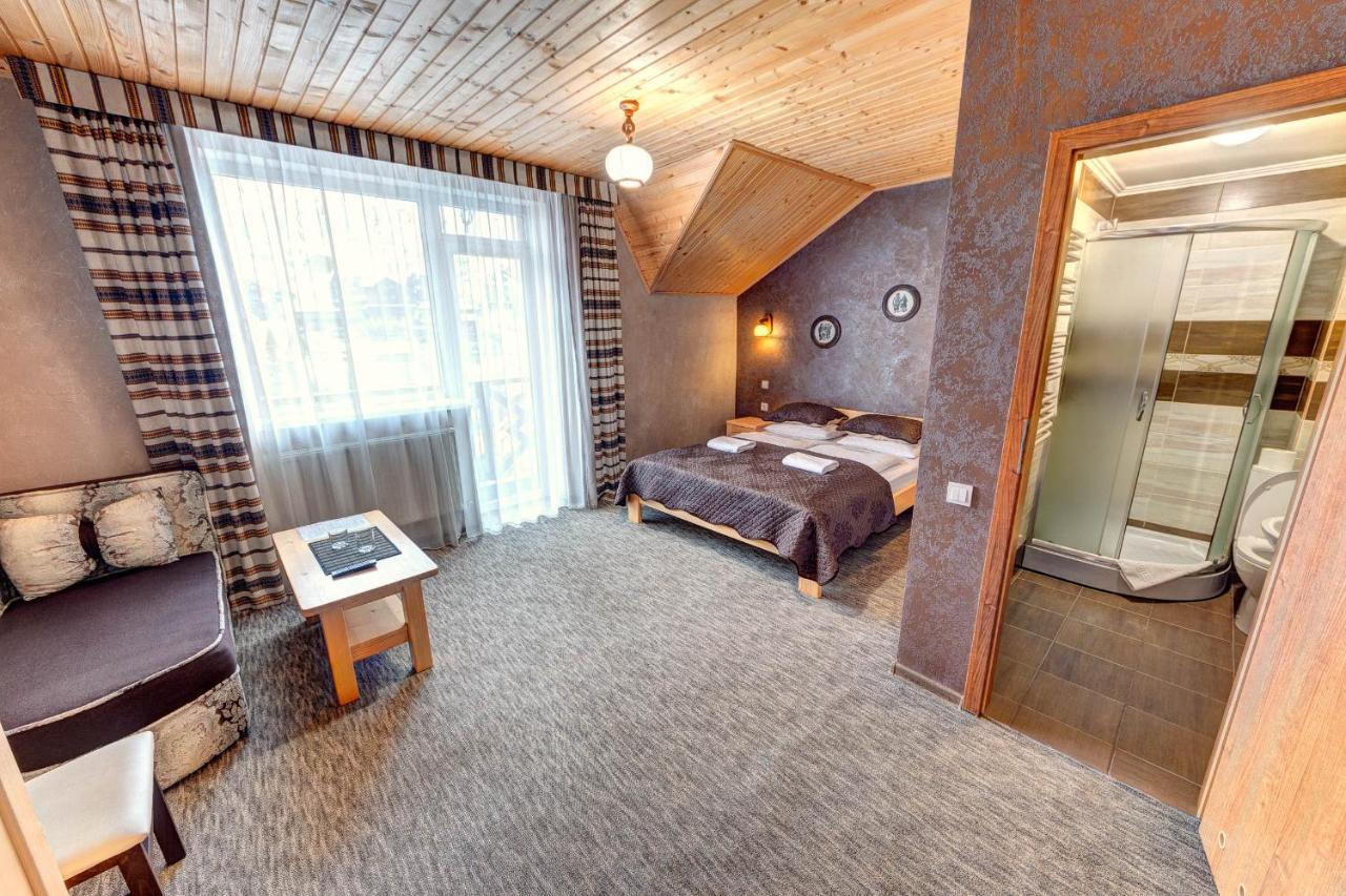 Hotel Gutsulia Буковел Екстериор снимка